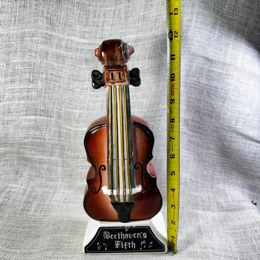 N/A vintage ceramic